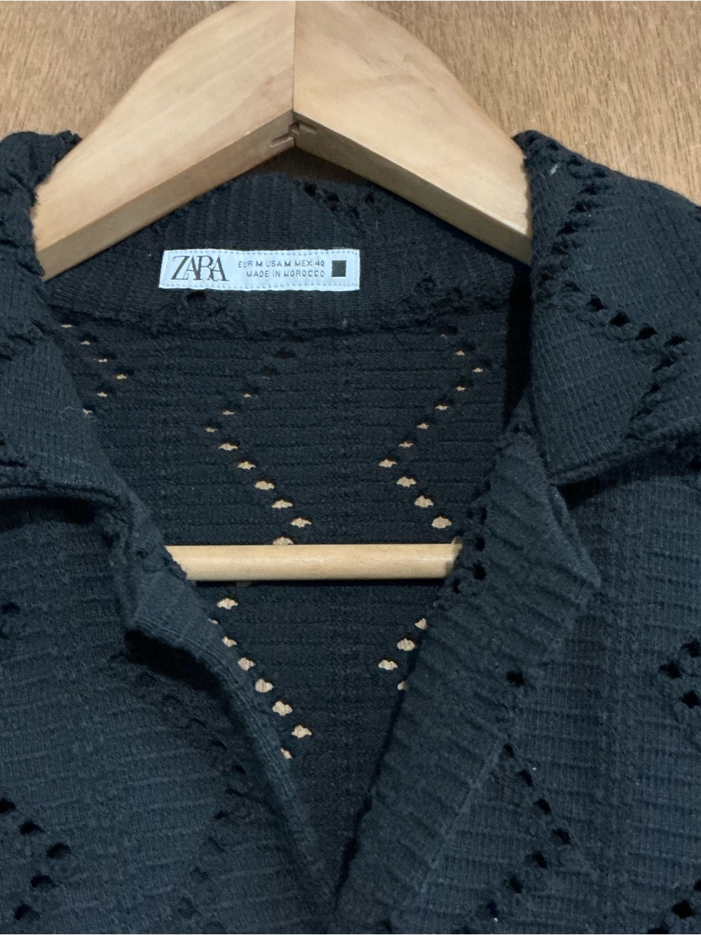 Zara Black Openwork Button-Front Knit Heavyweight Shirt - Picture 6 of 6